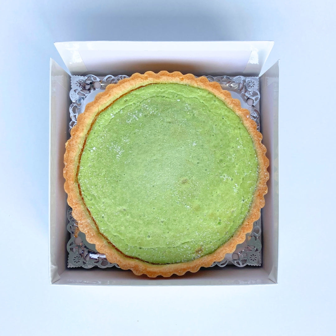 【タルティア】冷凍タルト　抹茶の濃厚チーズタルト　ホールサイズ